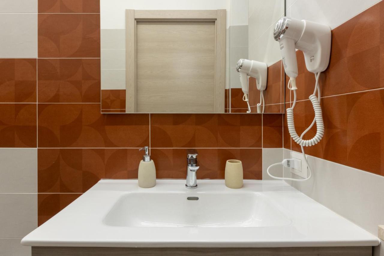 Deledda Home カリアリ エクステリア 写真